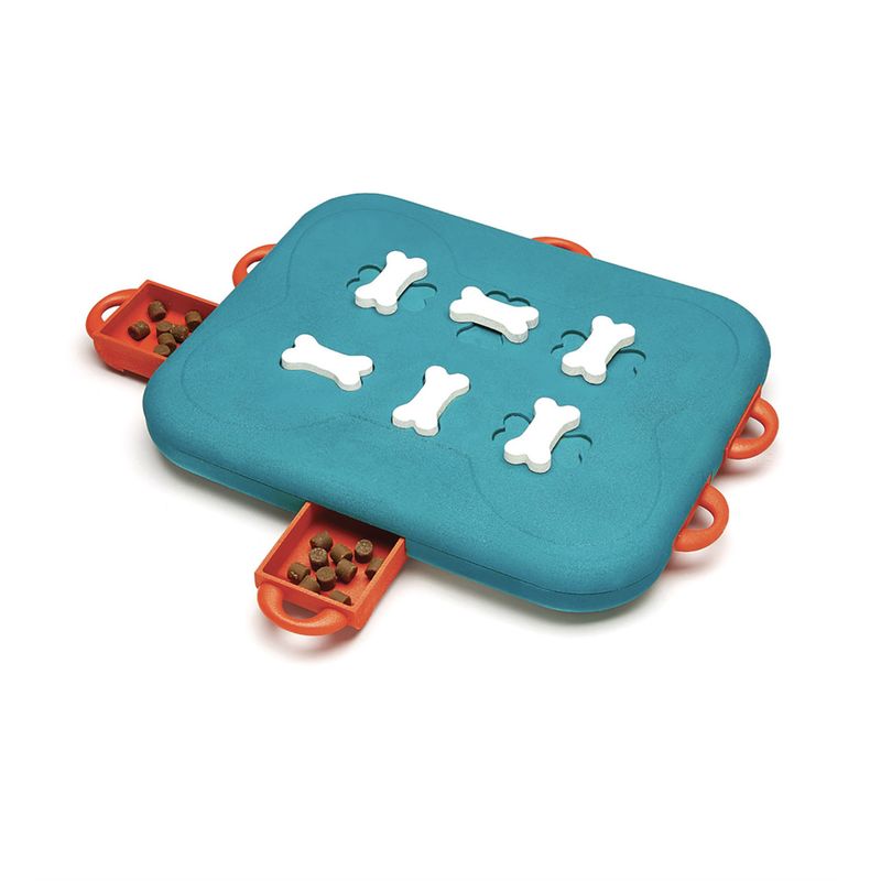 Outward Hound Dog Casino Level 3 Puzzle