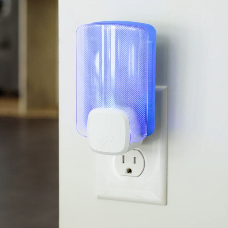 Wondercide Flying Insect Trap Light Starter Kit