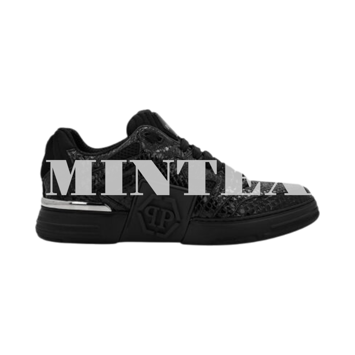 PP Sneakers