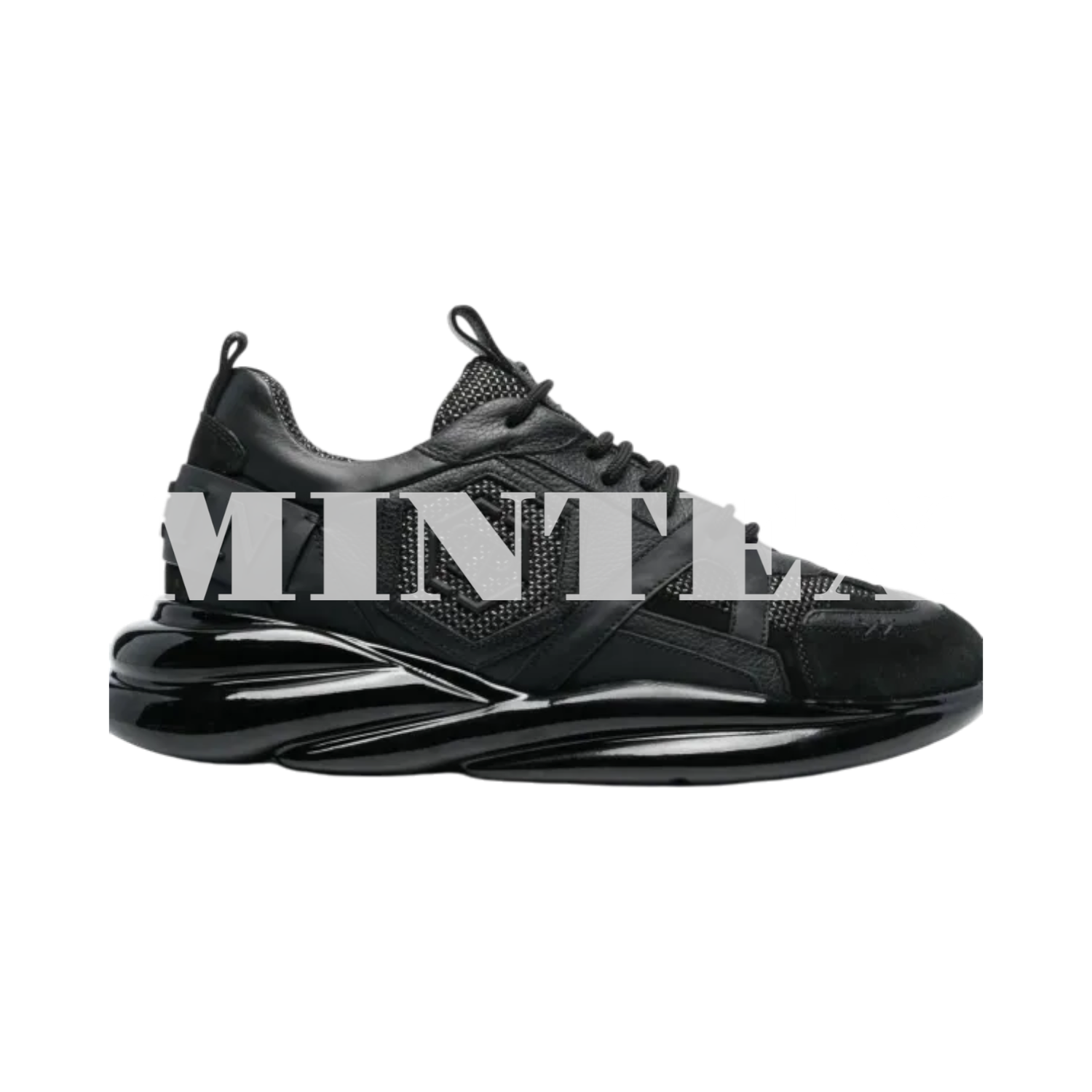 PP Sneakers