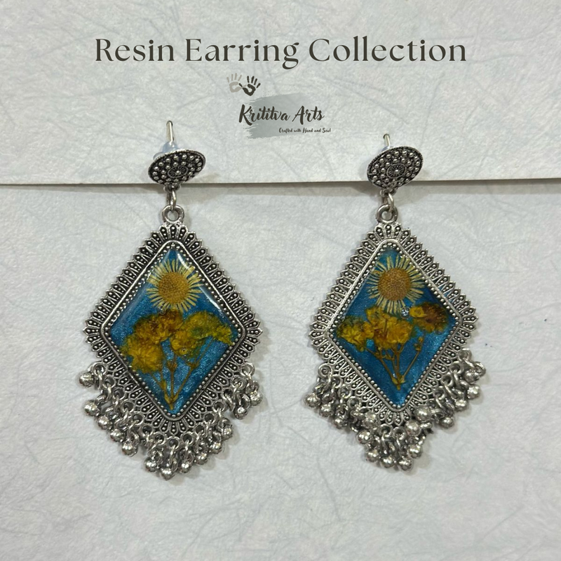 ​Botanical Resin Earrings – Exquisite Floral Statement Jewelry 🌻💙✨
