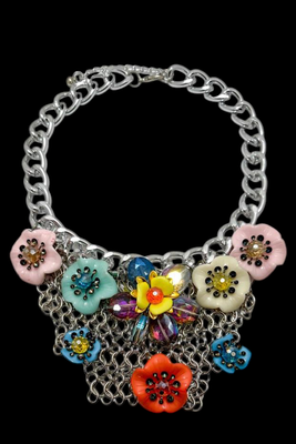 Gargantilla floral