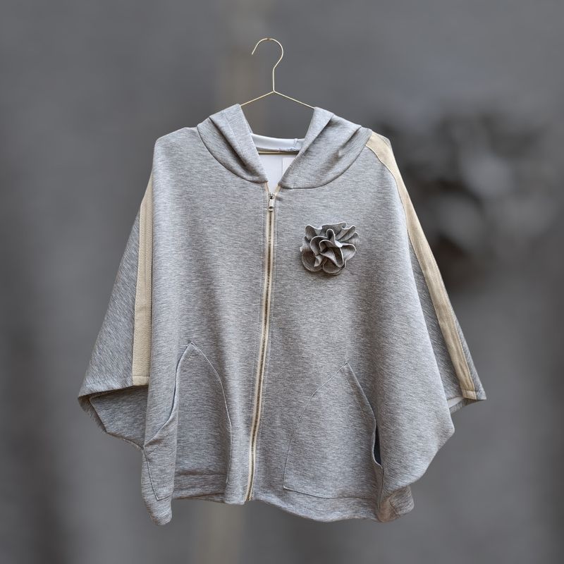 Chaqueta cremallera flor