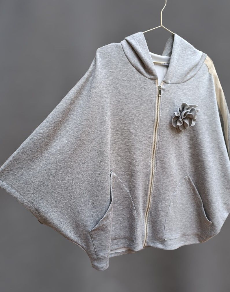 Chaqueta cremallera flor