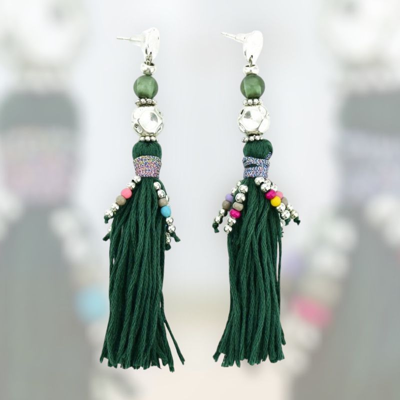 Pendientes borlas verdes