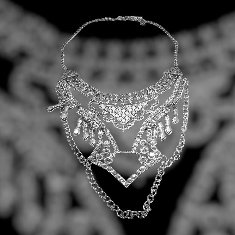 Collar plateado metal