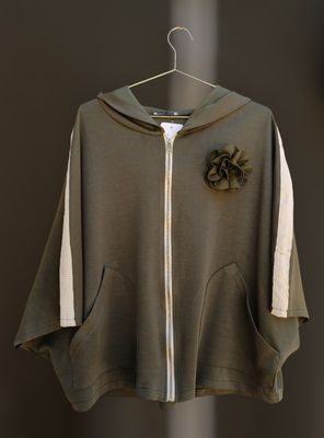 Chaqueta verde flor