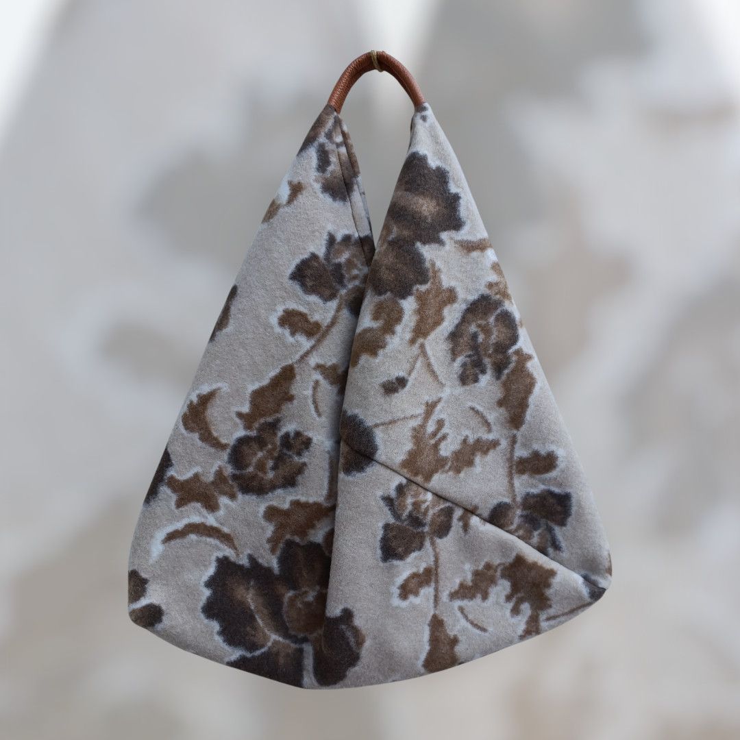 Bolso flores marrones