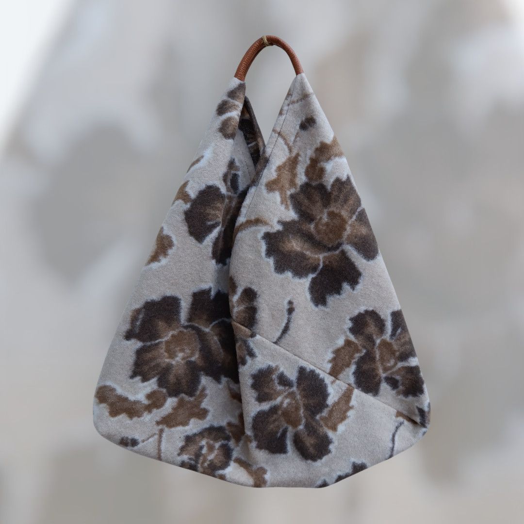 Bolso flores marrones