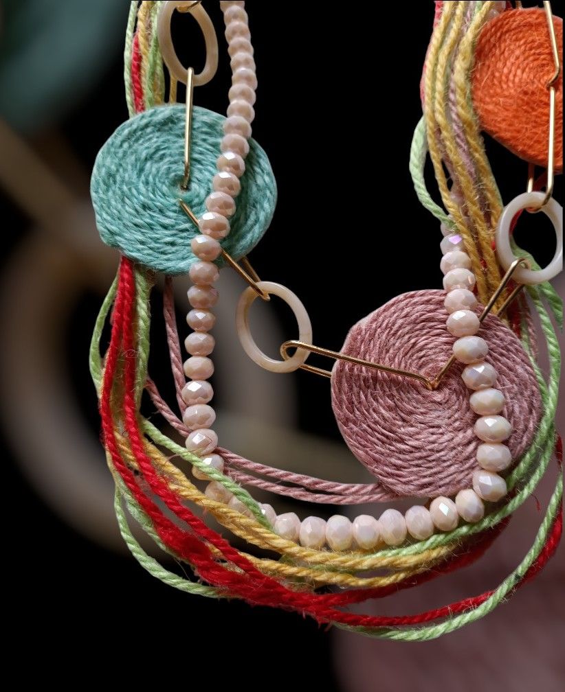 Collar paja