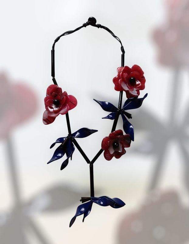 Collar flores resina