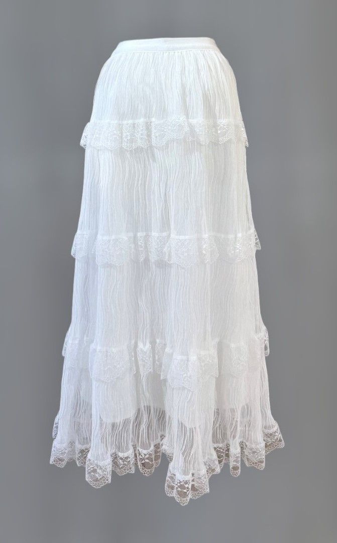 Falda volantes puntillas (blanca)