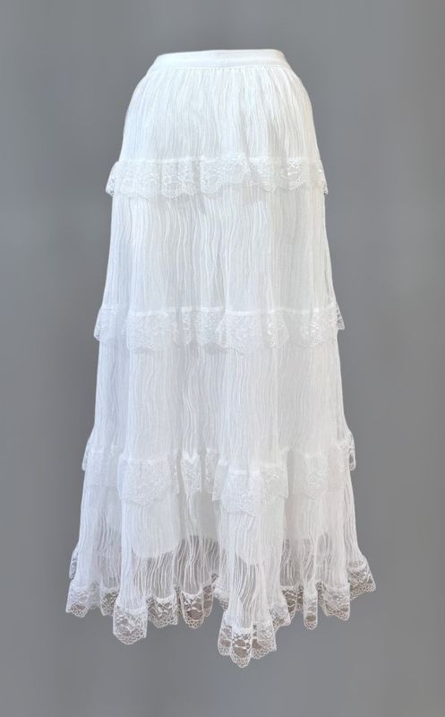Falda volantes puntillas (blanca)