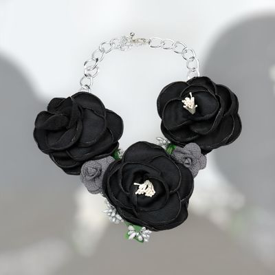 Collar flores tela (negro)