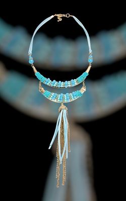 Collar antelina bolitas (azul)
