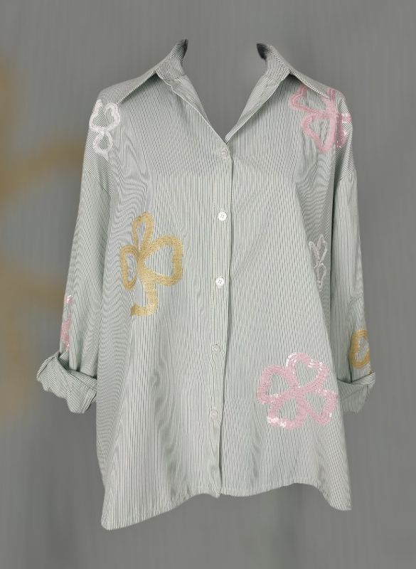 Camisa rayas y flores