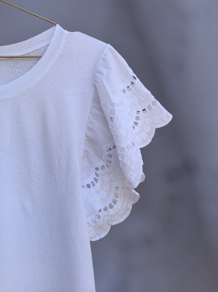 Camiseta manga bordada