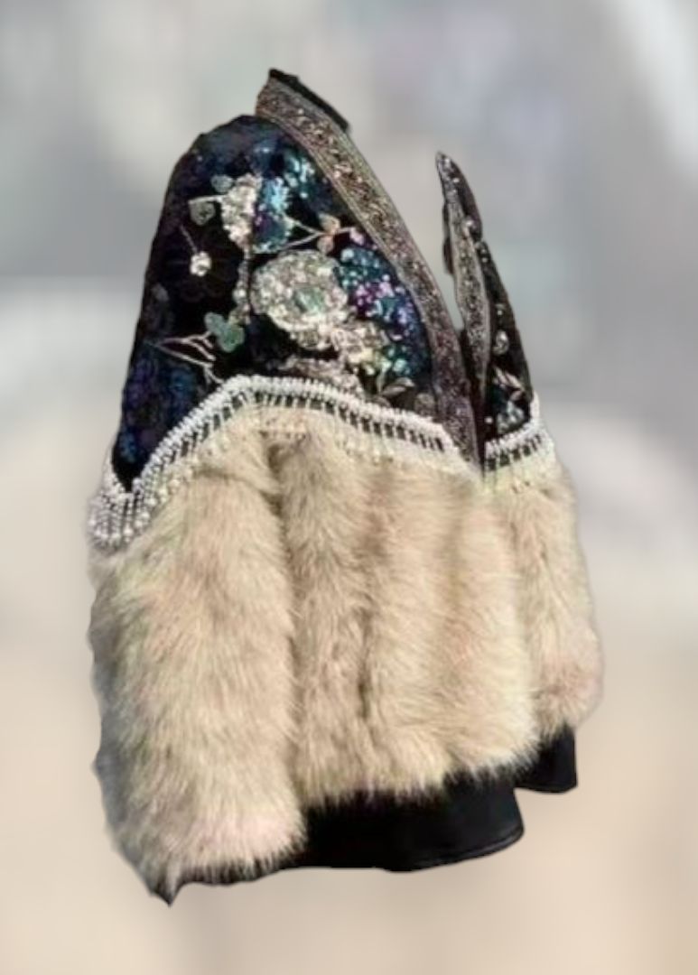 Chaqueta piel y lentejuelas