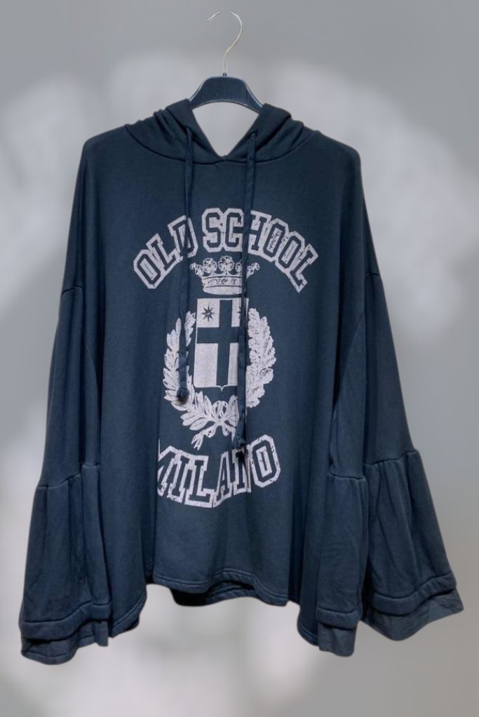 Sudadera mangas volantes negra