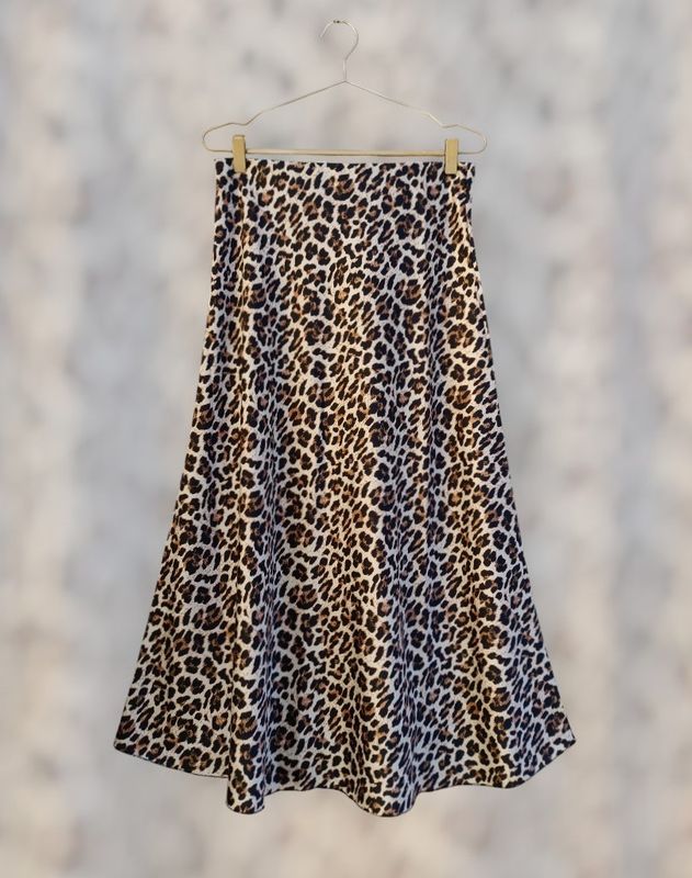 Falda animal print