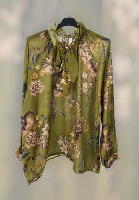 Blusa estampada verde