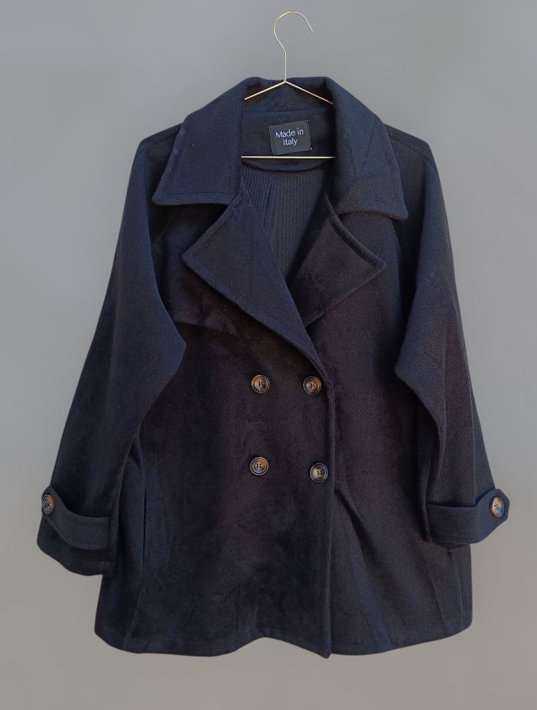 Chaqueta solapas negra