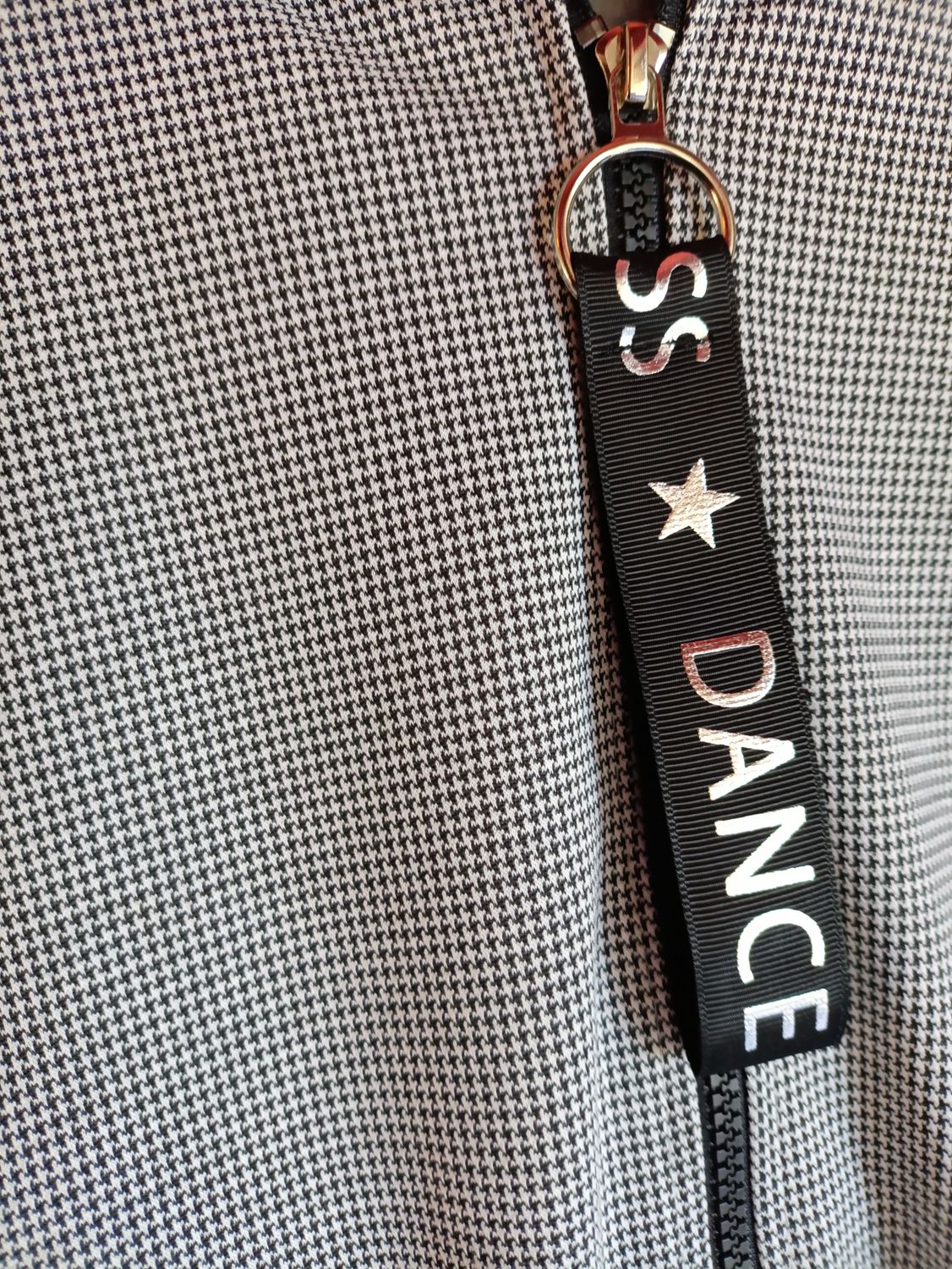 Chaqueta capucha pata de gallo