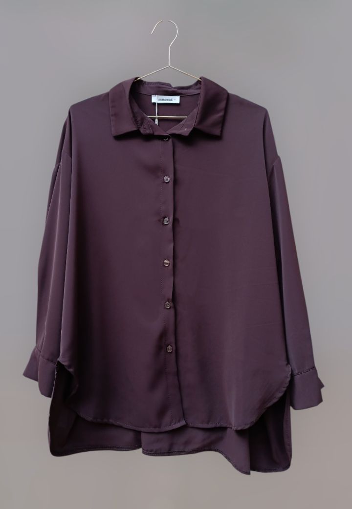 Camisa bajo redondeado marrón