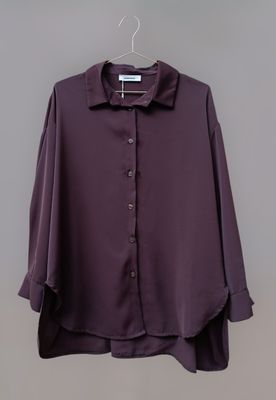 Camisa bajo redondeado marrón