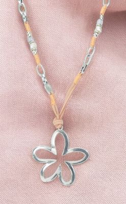 Collar colgante flor