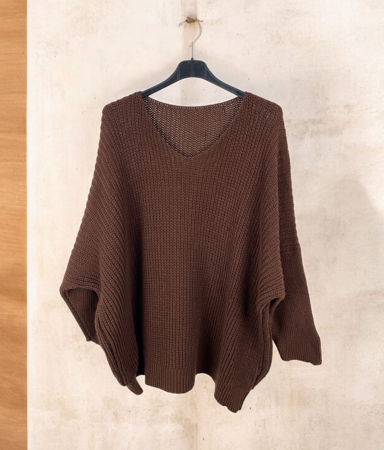 Jersey cuello pico (marrón)