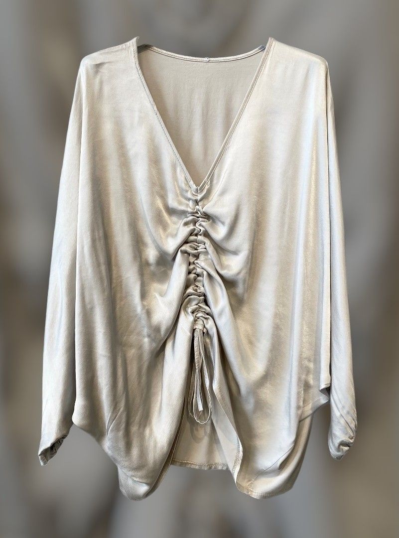 Blusa fruncida (beige)