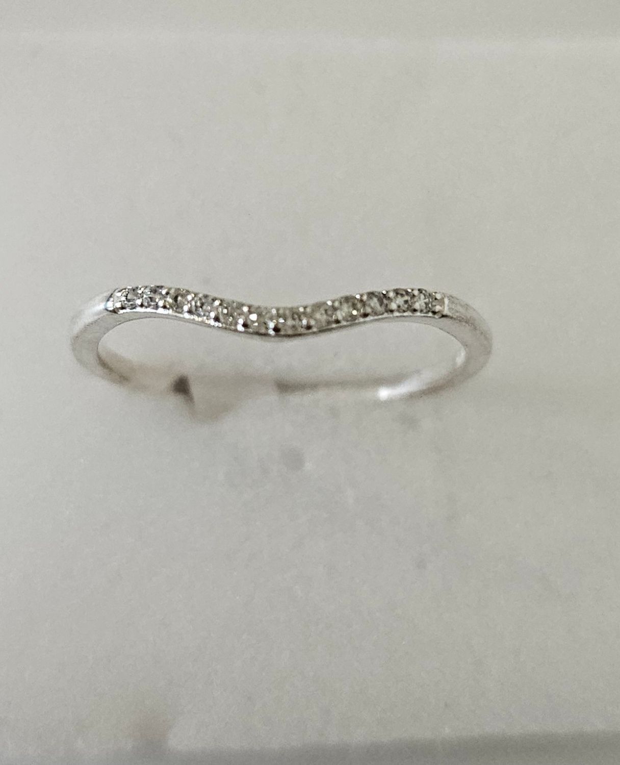 Ring ak27