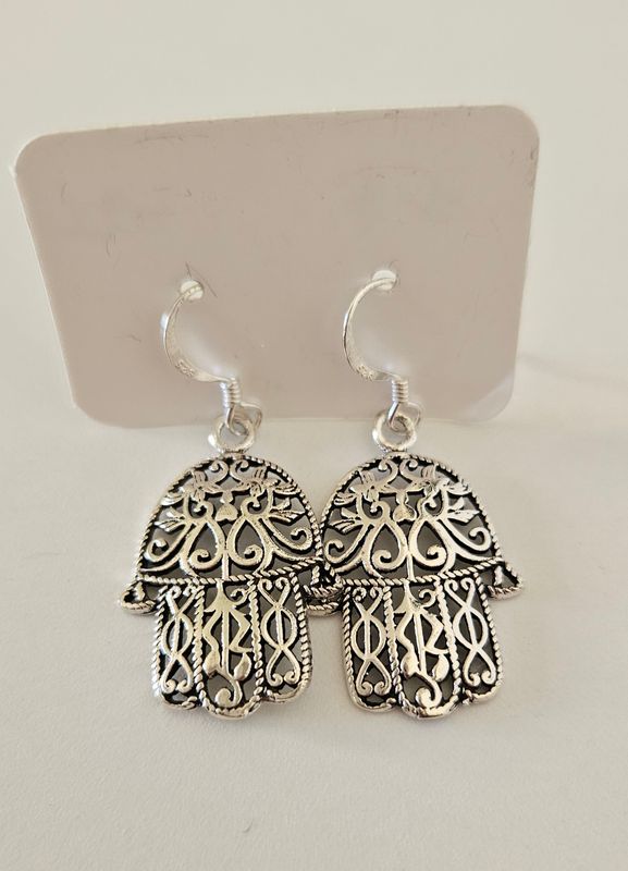 Earring t69