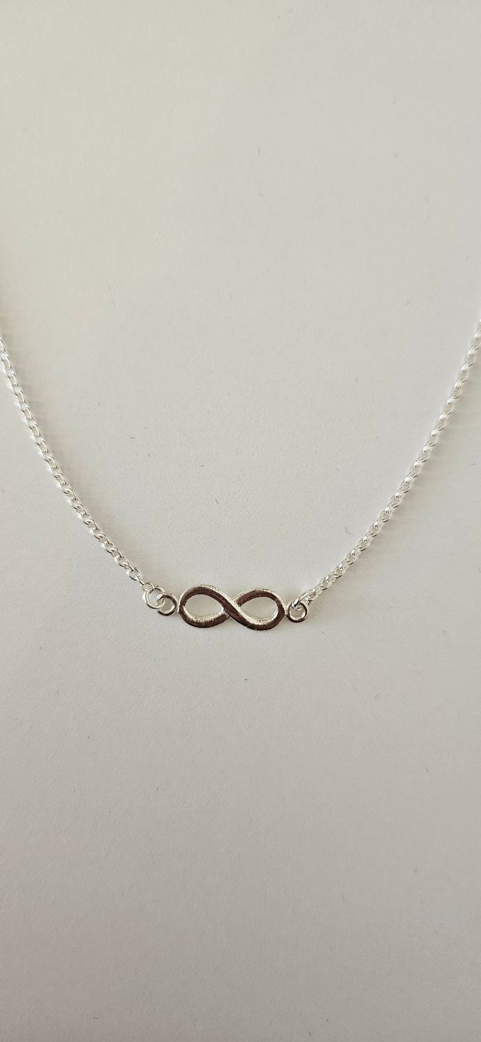 Necklaces z85