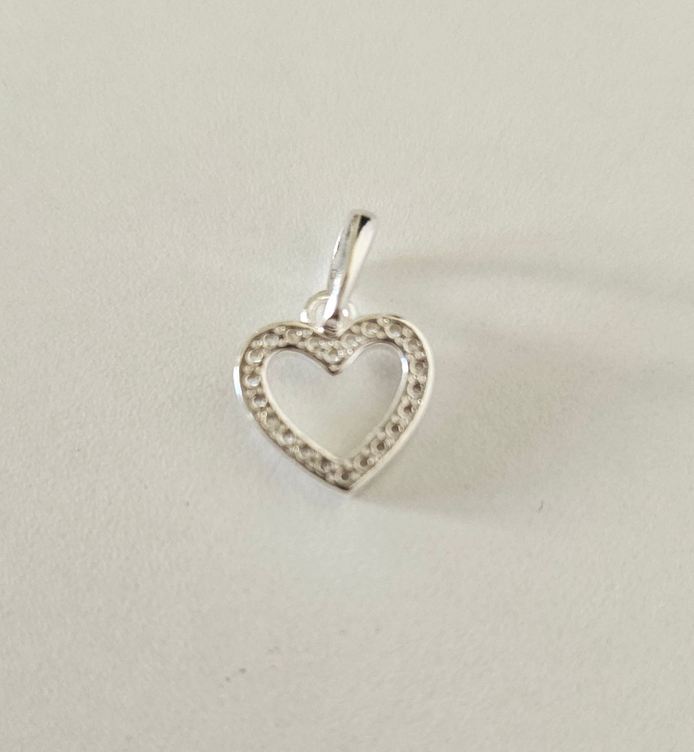 Pendants 04