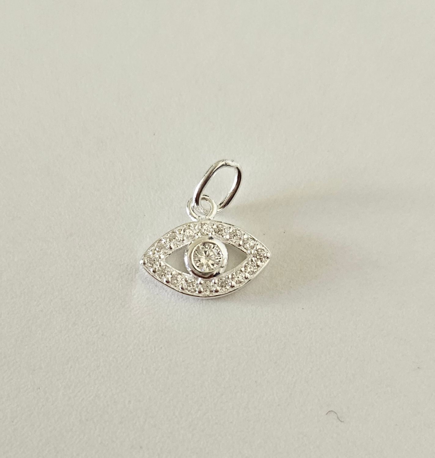 Pendants 03