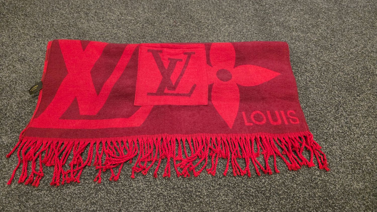 LV SCARF