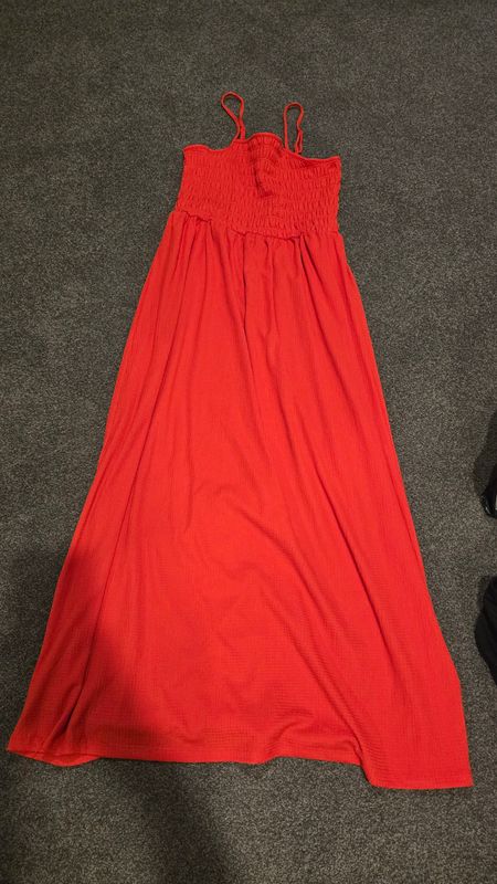 Size 14 red dress