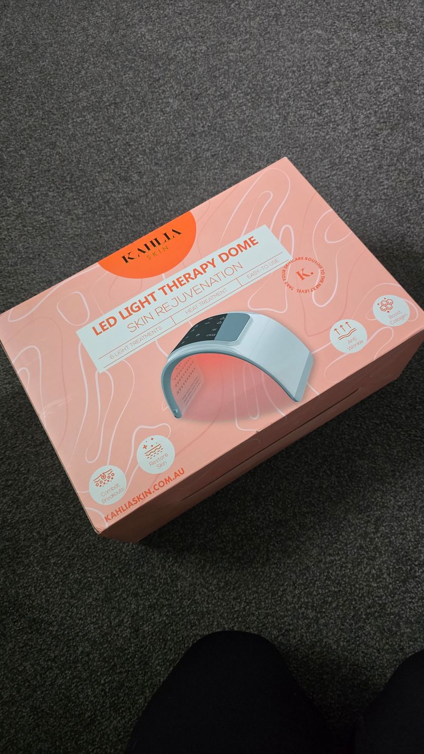 Led light therapy dome