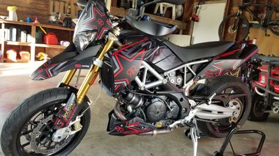 KIT GRAFICHE APRILIA DORSODURO 750 900 - BLACK STAR