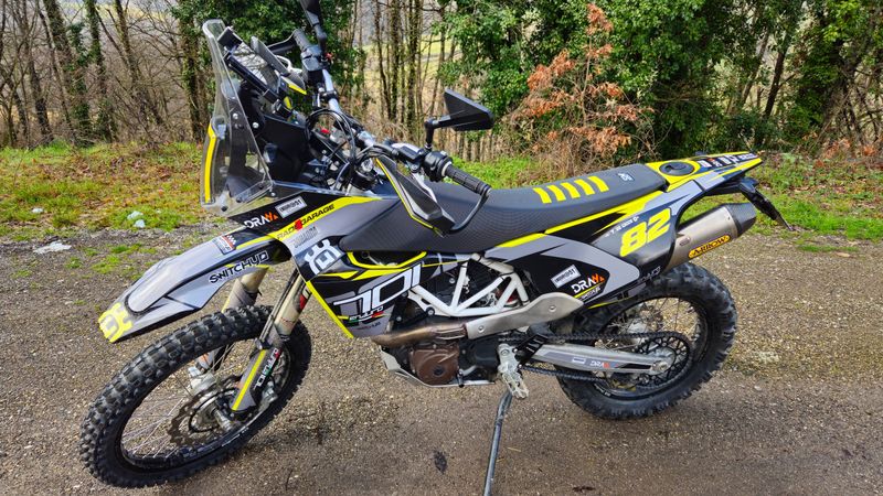 KIT GRAFICHE HUSQVARNA 701 ENDURO - SHAPER STEALTH