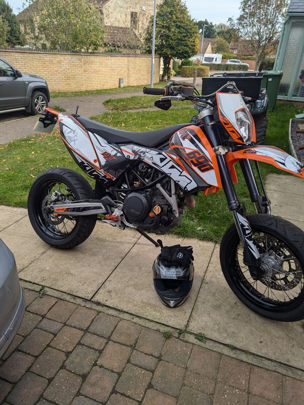 KIT GRAFICHE KTM SMC 690 2007 - 2011 - SKULLZ WHITE