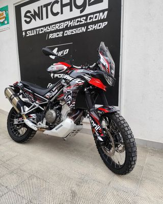 KIT GRAFICHE APRILIA TUAREG 660 2022 2024 - V5