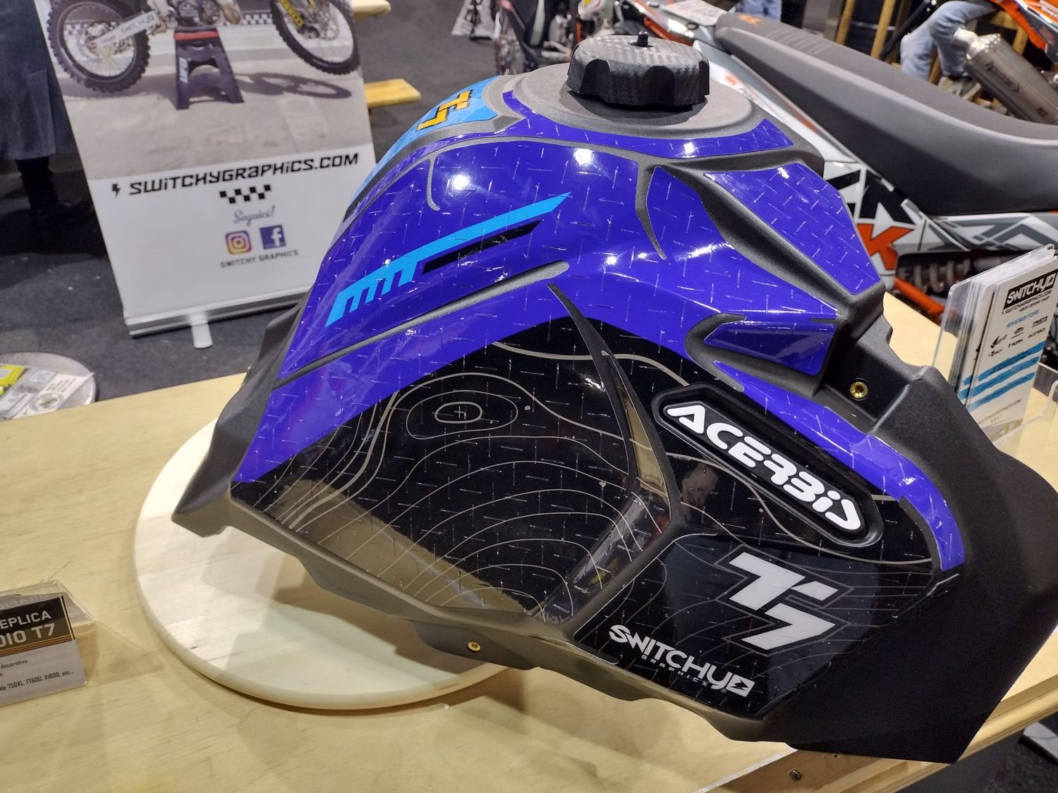 TENERE 2025+ - COMPATIBLE STICKERS FOR ACERBIS TANK