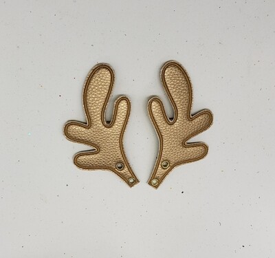 Reindeer antlers skate wings in gold pearly fabric rts