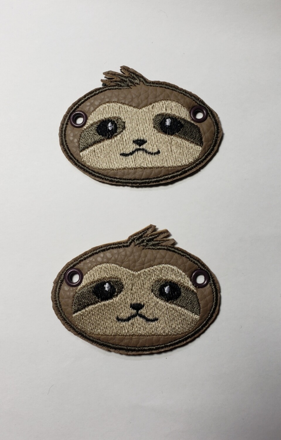 Sloth lace accessories