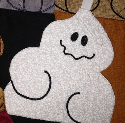 embroidery in the hoop Towel topper Ghost