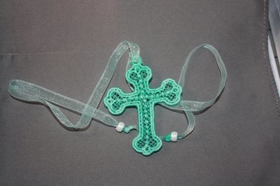 Lace bookmark in the hoop design