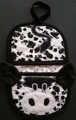 Cow animal oven mitt sewing machine pattern and tutorial